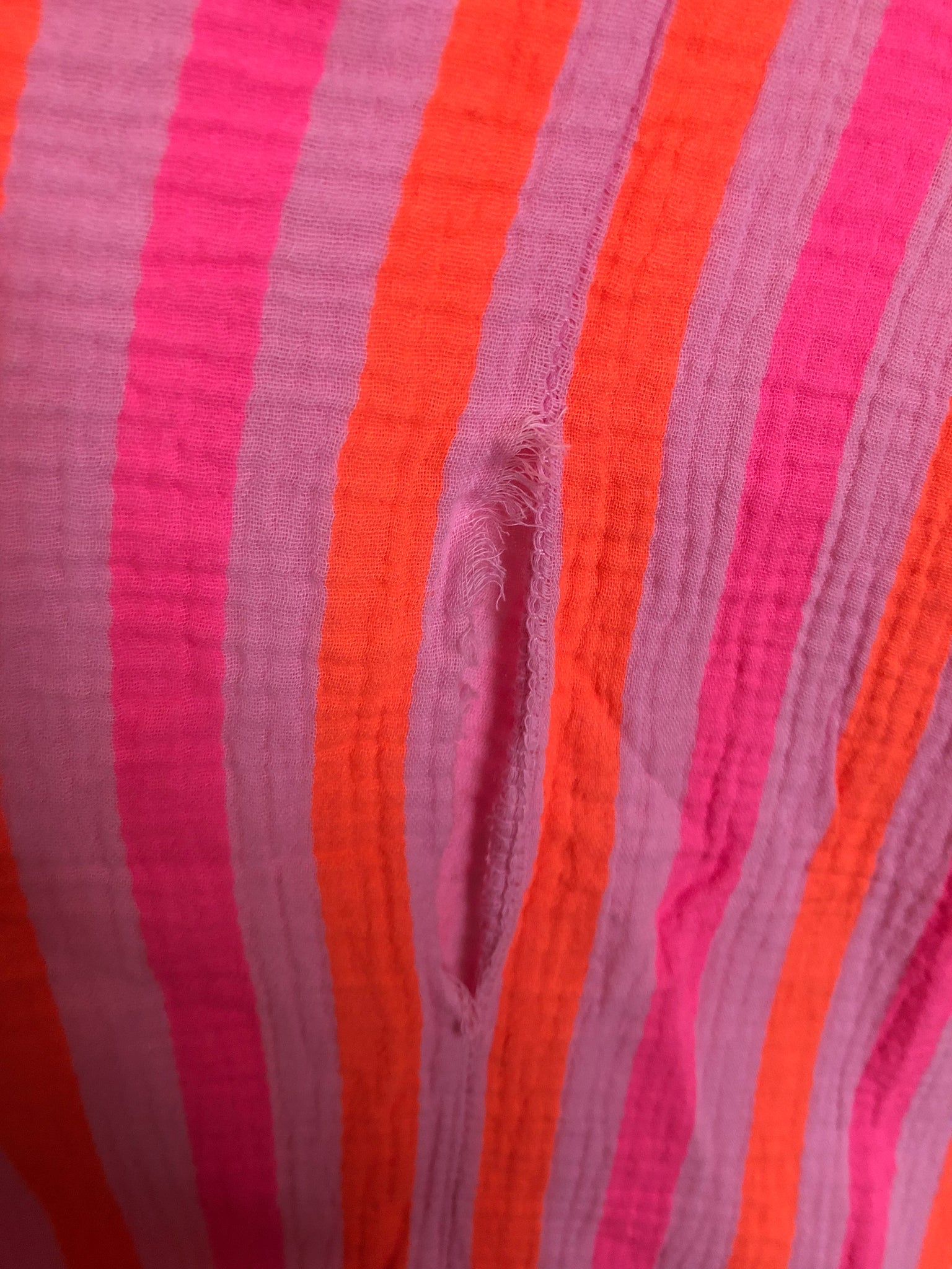 B-Ware 873. Leonora Musselin Kleid -  Streifen/Pink/Orange