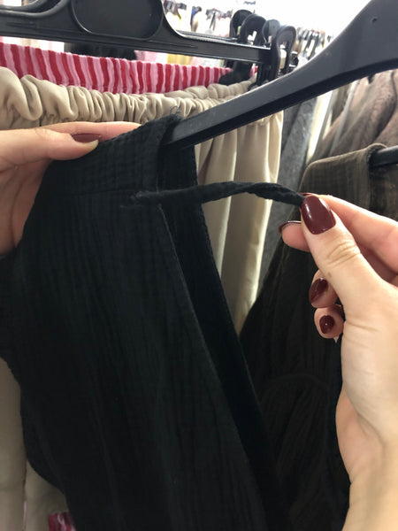 B-Ware 906. Leonora Musselin Kleid - Schwarz