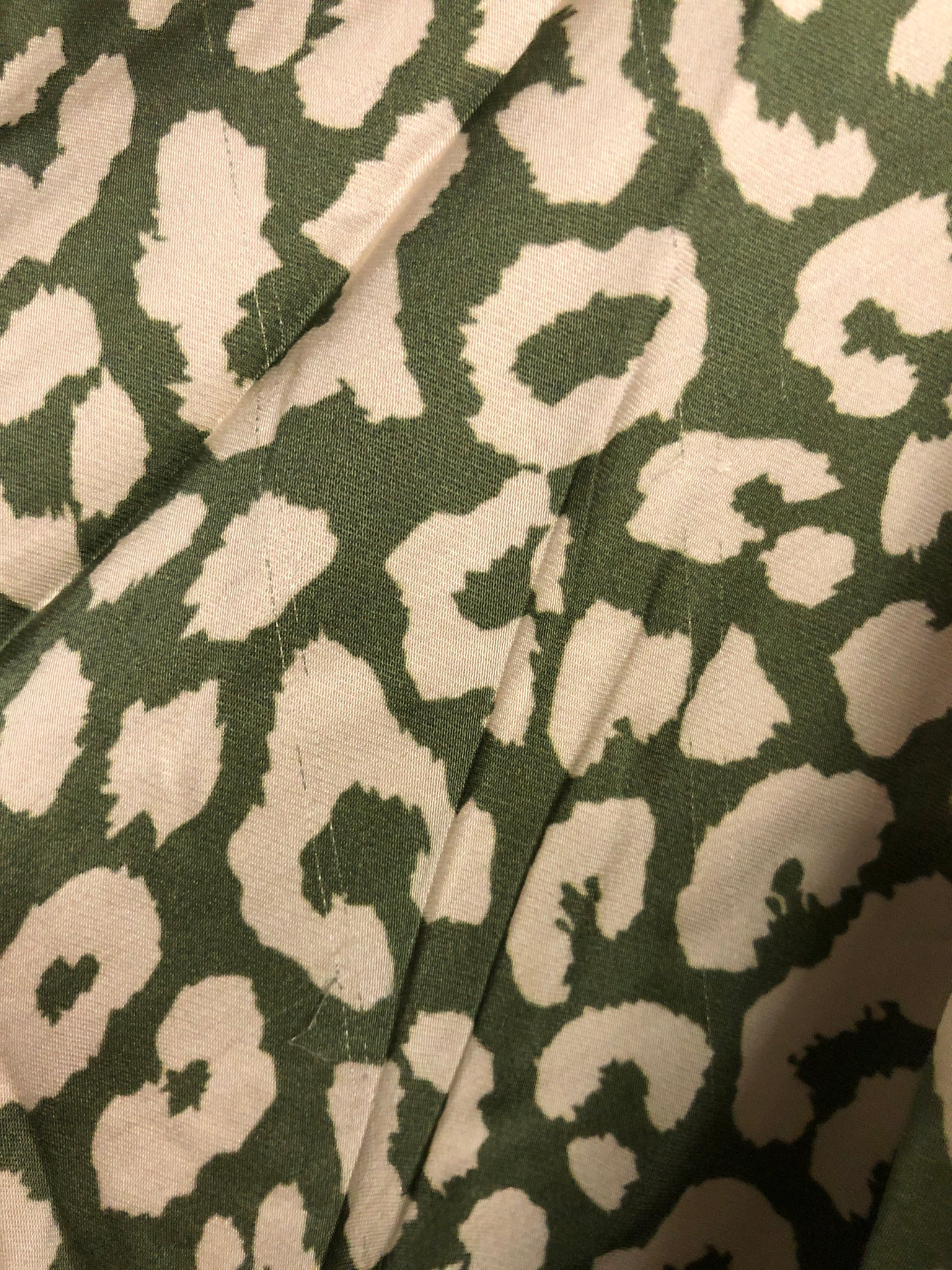 B-Ware 843. Leo Midi Rock - Olive