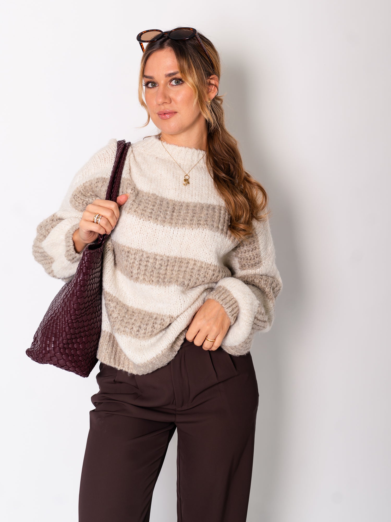 Mara Strick Pullover - Creme/Taupe