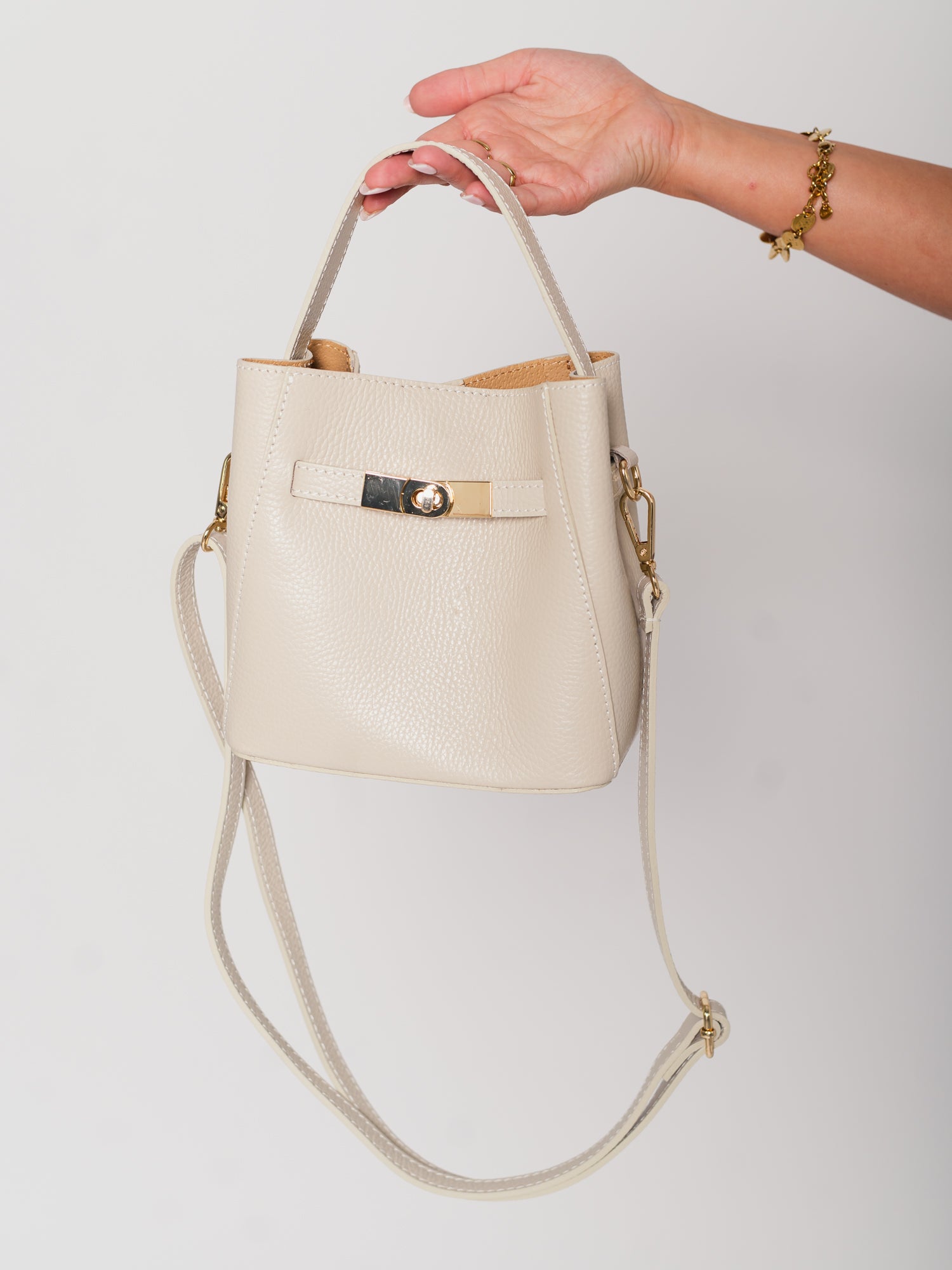 Cynthia Bucket Bag - Beige