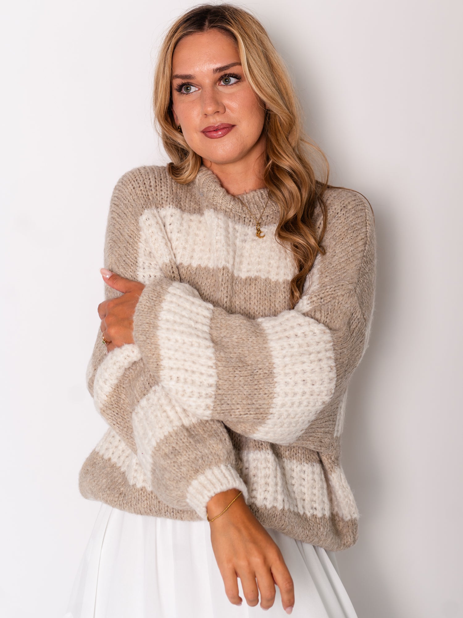 Mara Strick Pullover - Taupe/Creme