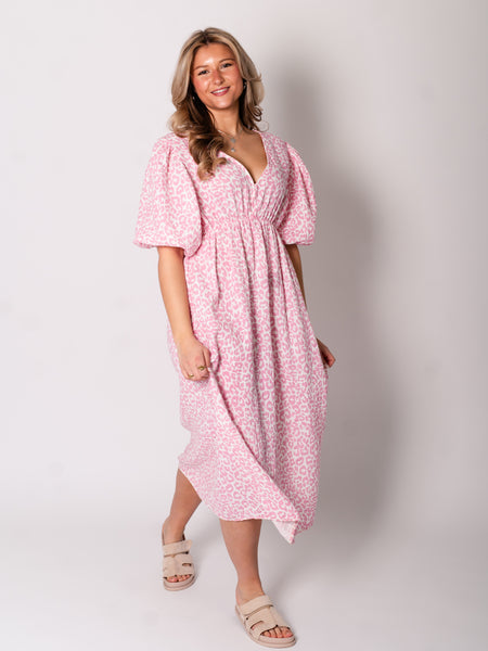 Amelia Musselin Kleid - Leo/Rosa/Weiß