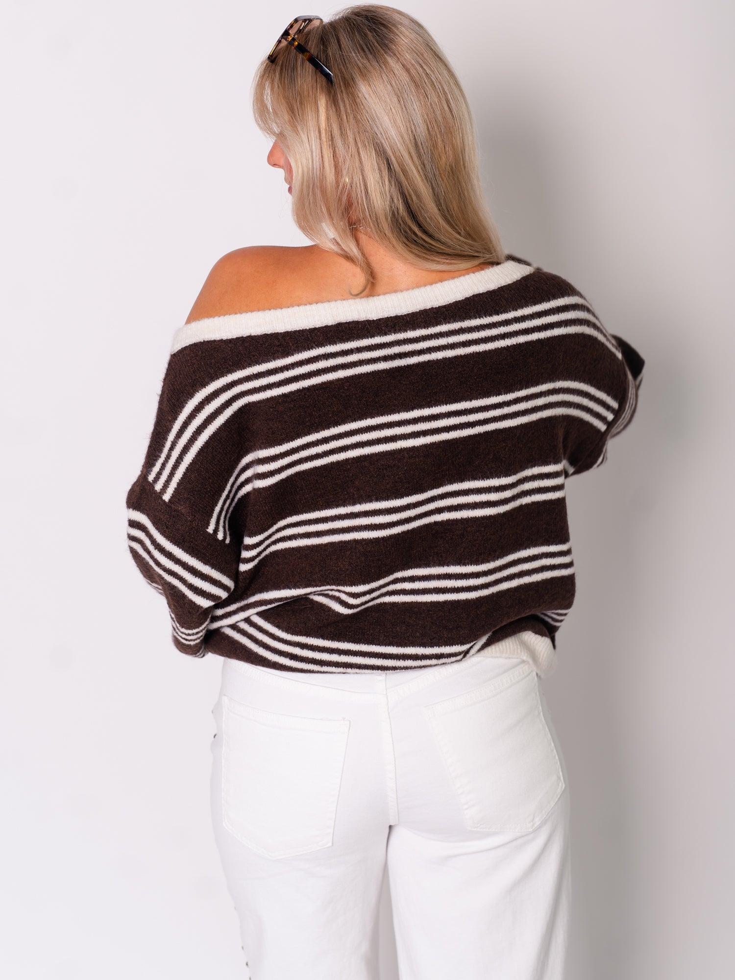 Nola Streifen Offshoulder Pullover - Braun/Creme
