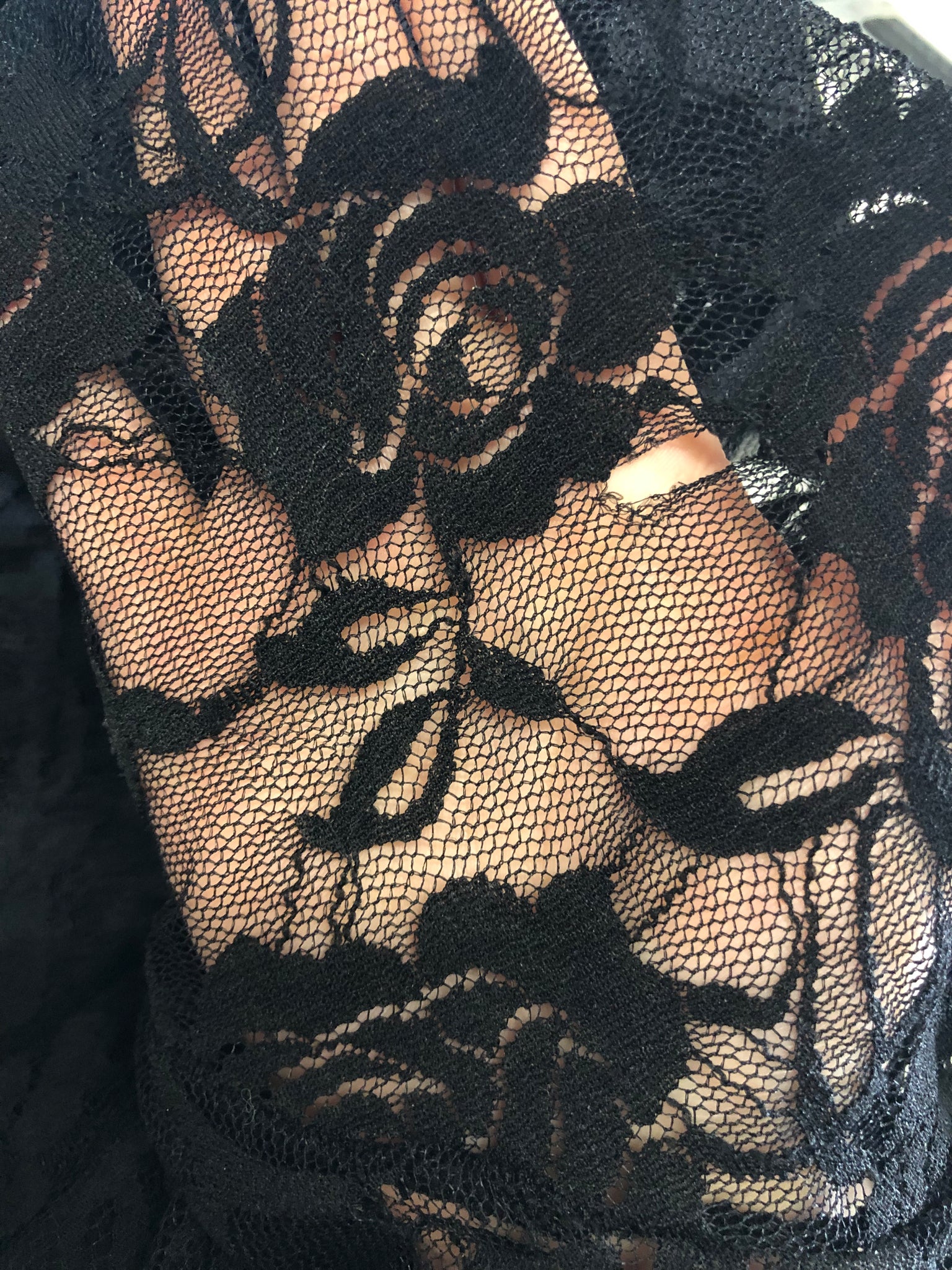 B-Ware 627. Lace Affair Top - Schwarz