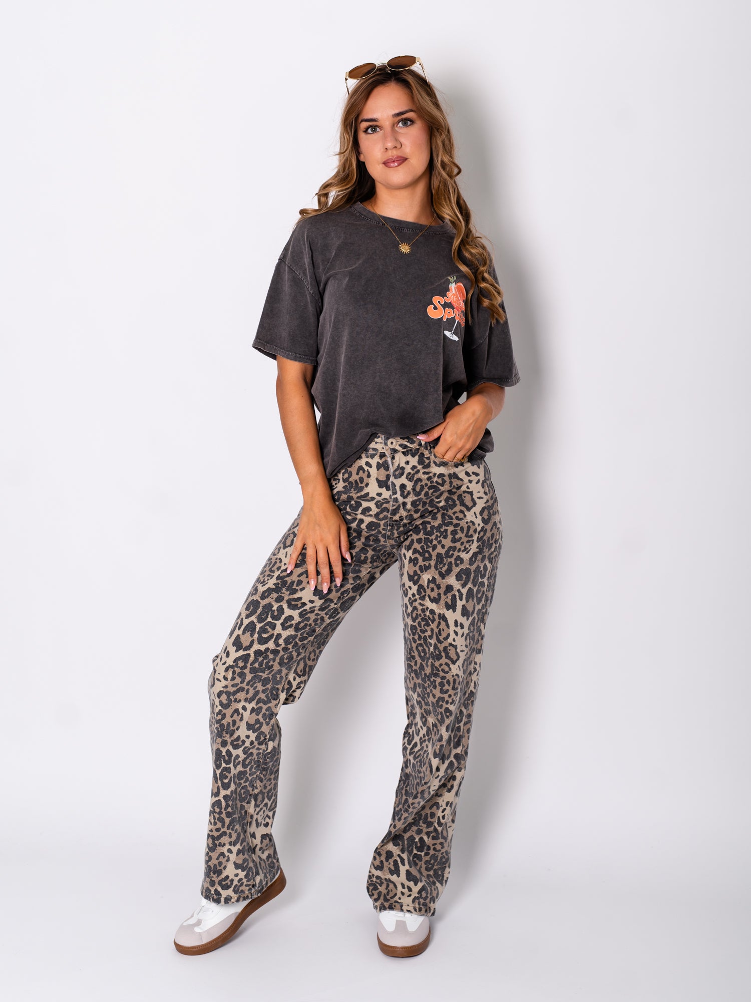 Celina Straight-Leg Jeans - Leo