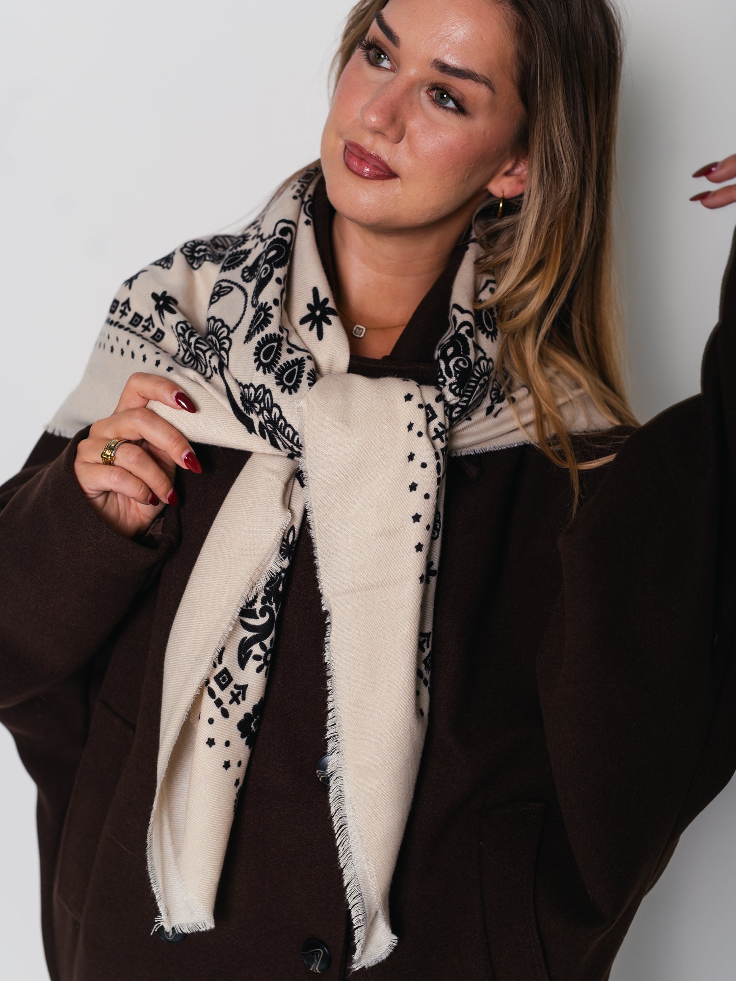 B-Ware 895. Paisley Tuch Schal - Beige/Schwarz
