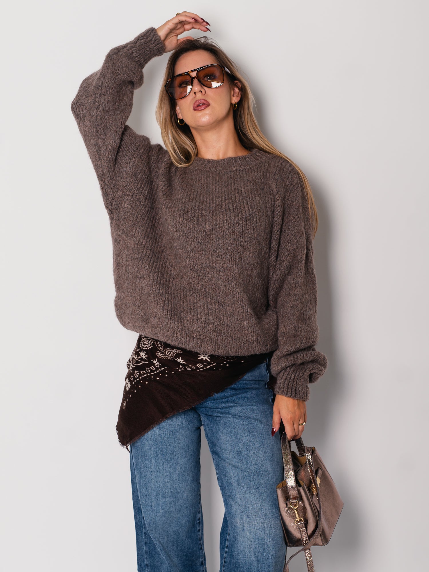 Confident Pullover - Coffee
