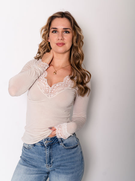 Lace Cashmere Longsleeve - Beige