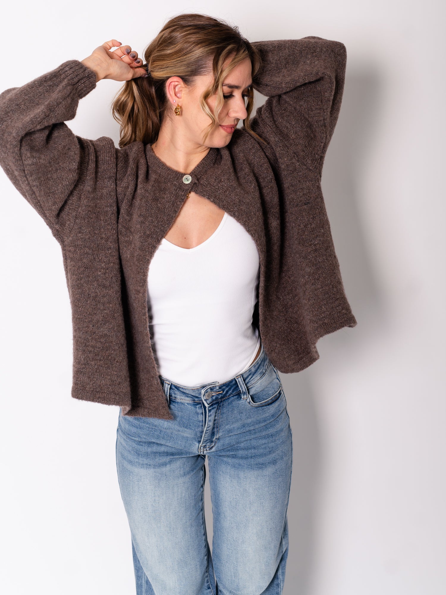 Simple Button Strickjacke - Coffee