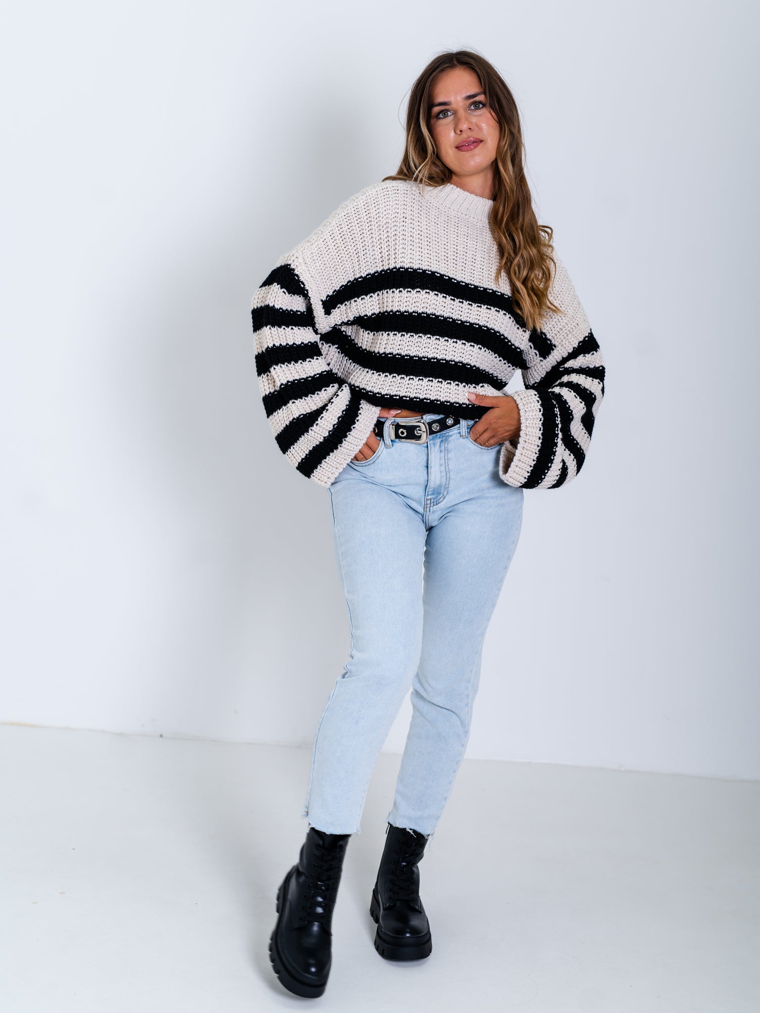 Lucy Streifen Pullover - Beige/Schwarz