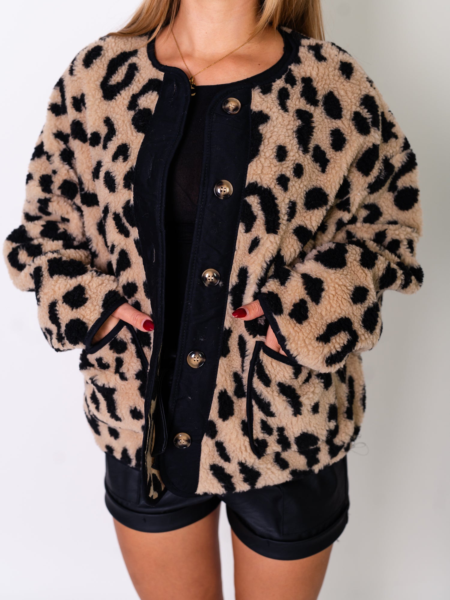 Autumn Leo Jacke - Schwarz/Beige