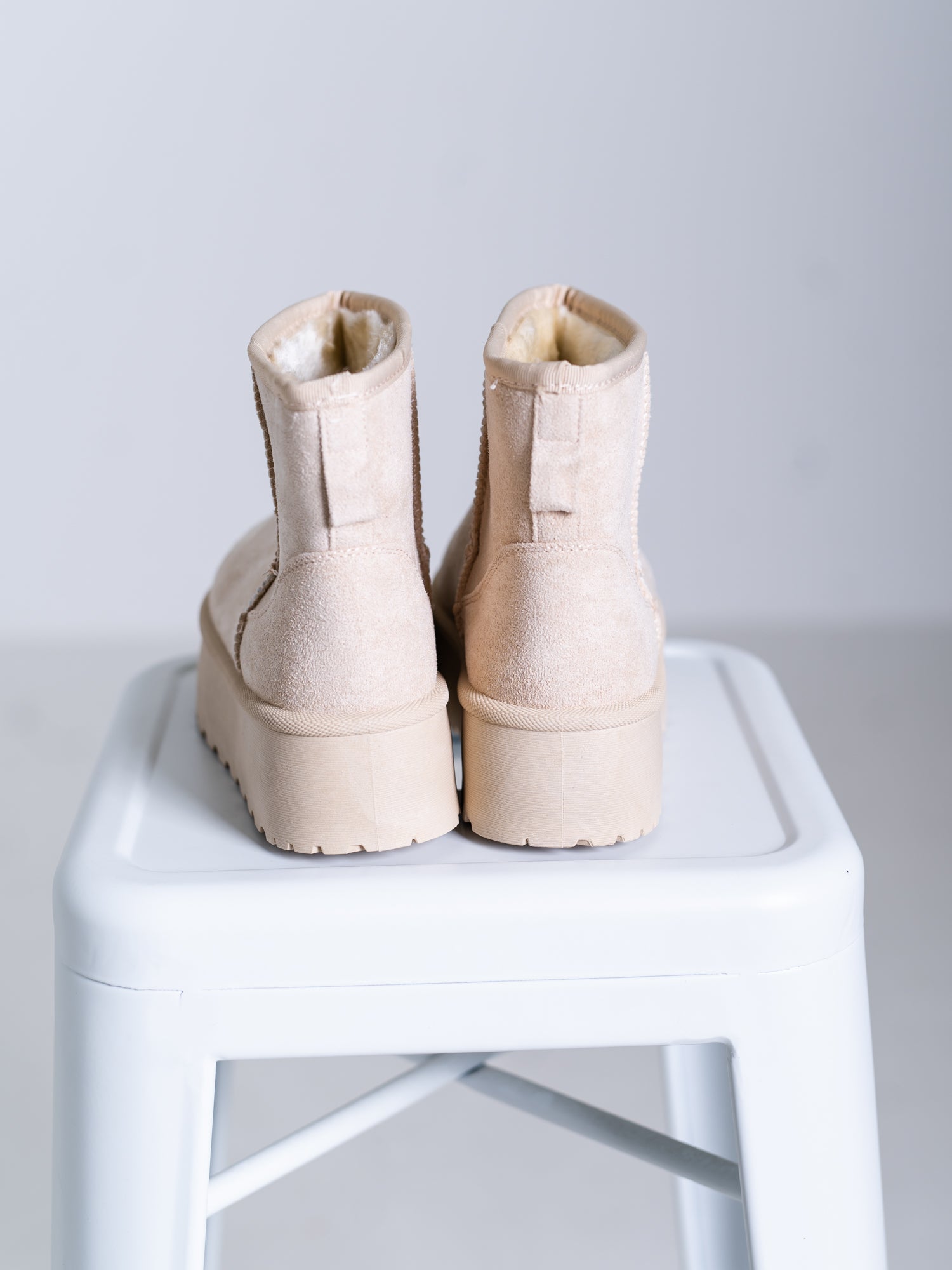 Midi Boots - Beige