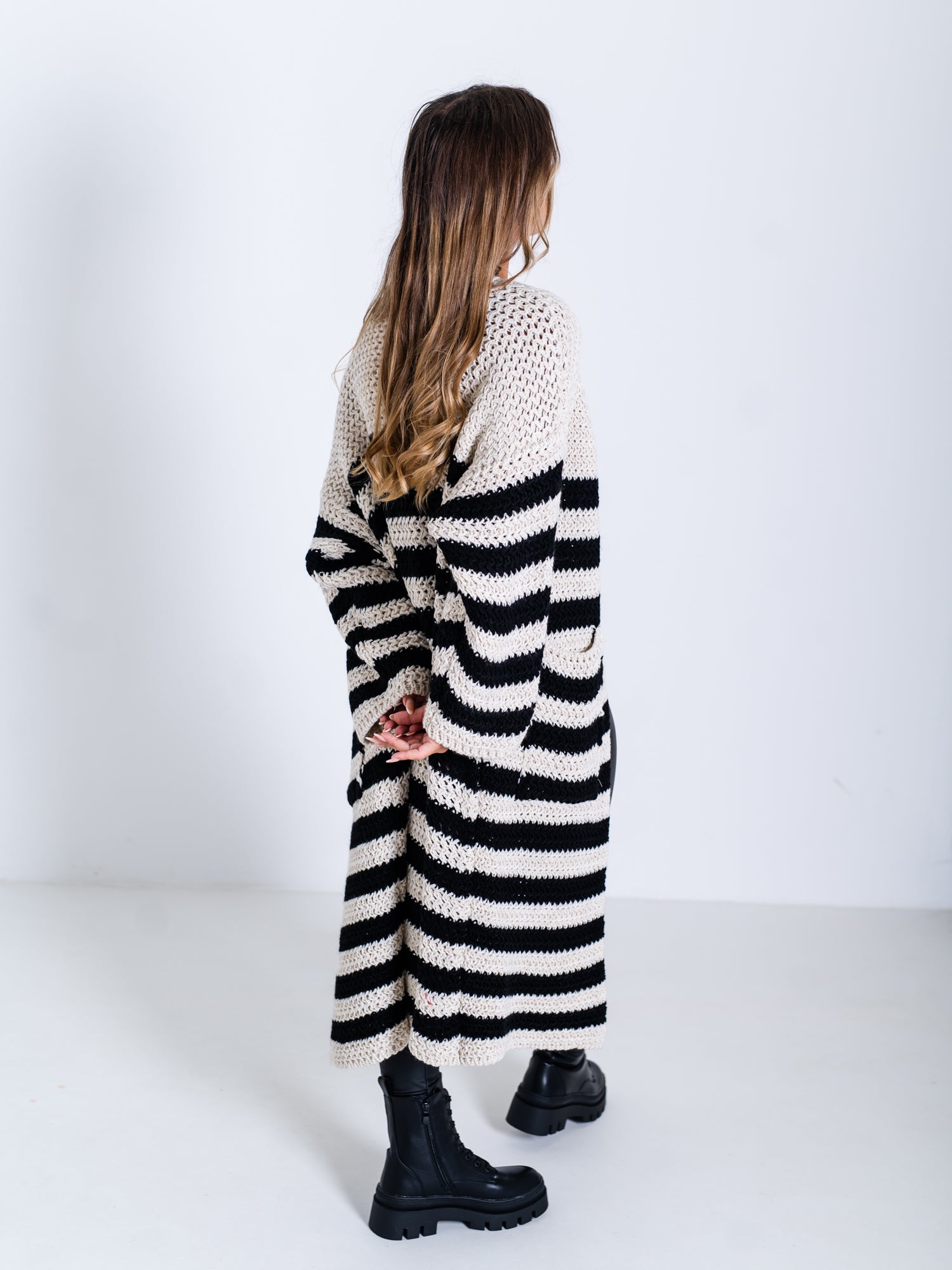 Stripes Strickjacke - Beige/Schwarz