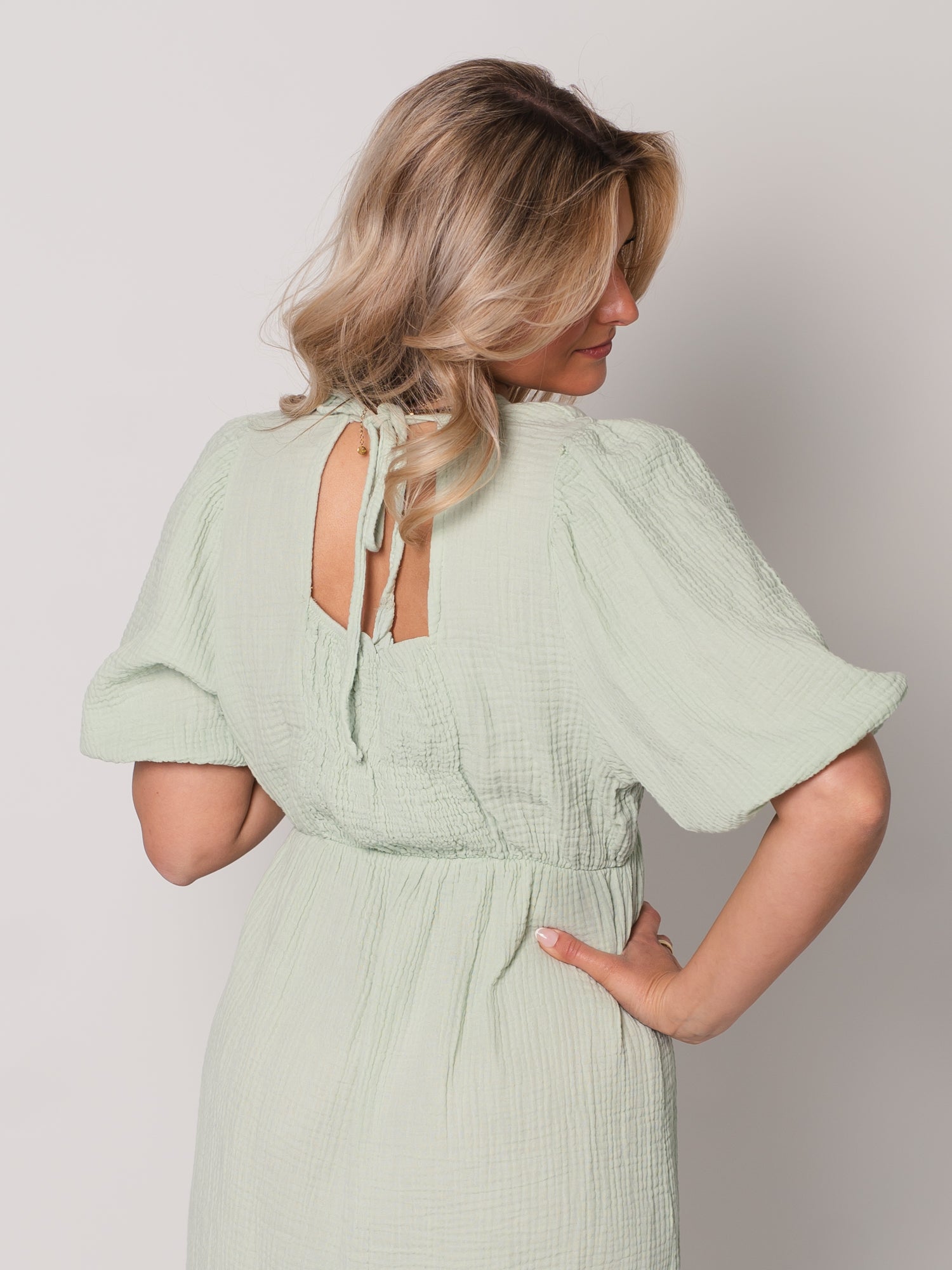 Amelia Musselin Kleid - Matcha