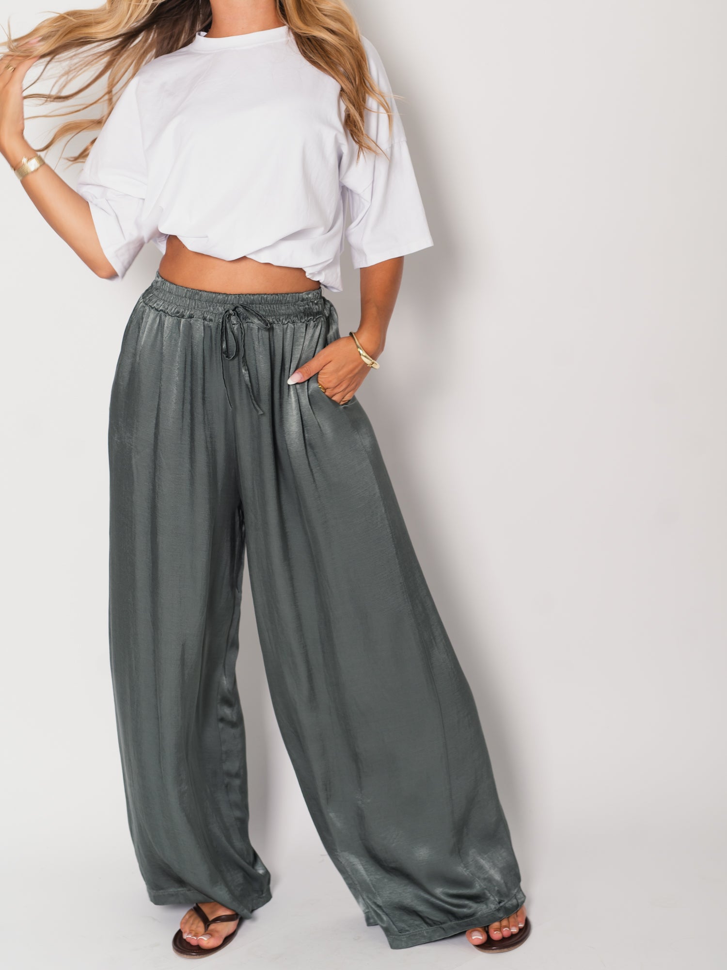 Ella Seiden Hose - Forest Green
