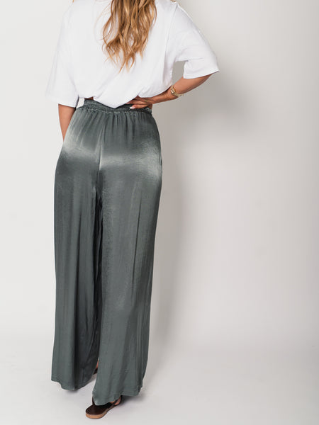 Ella Seiden Hose - Forest Green