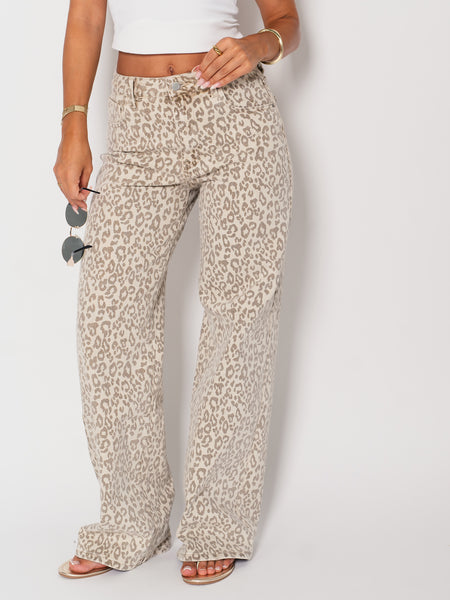Nika Straight-Leg Dad Fit Jeans - Leo/Beige