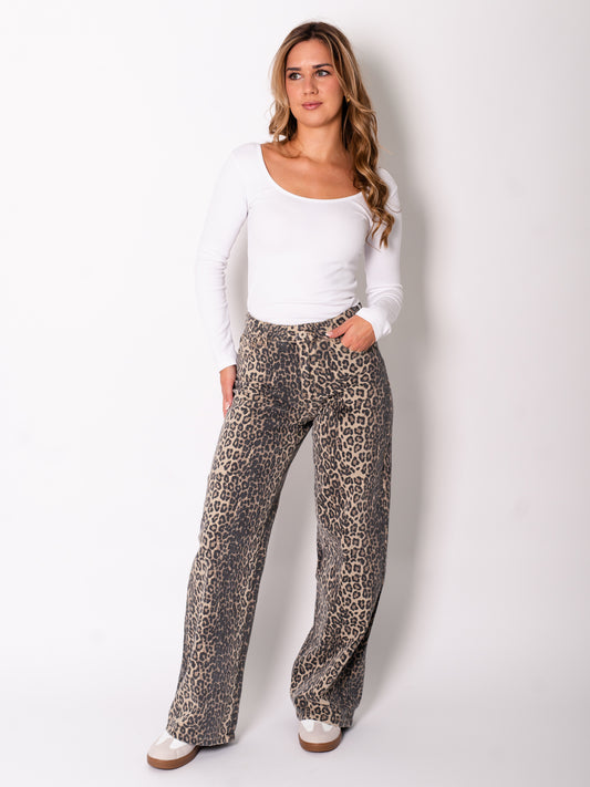 Go Getter Straight-Leg Jeans - Leo