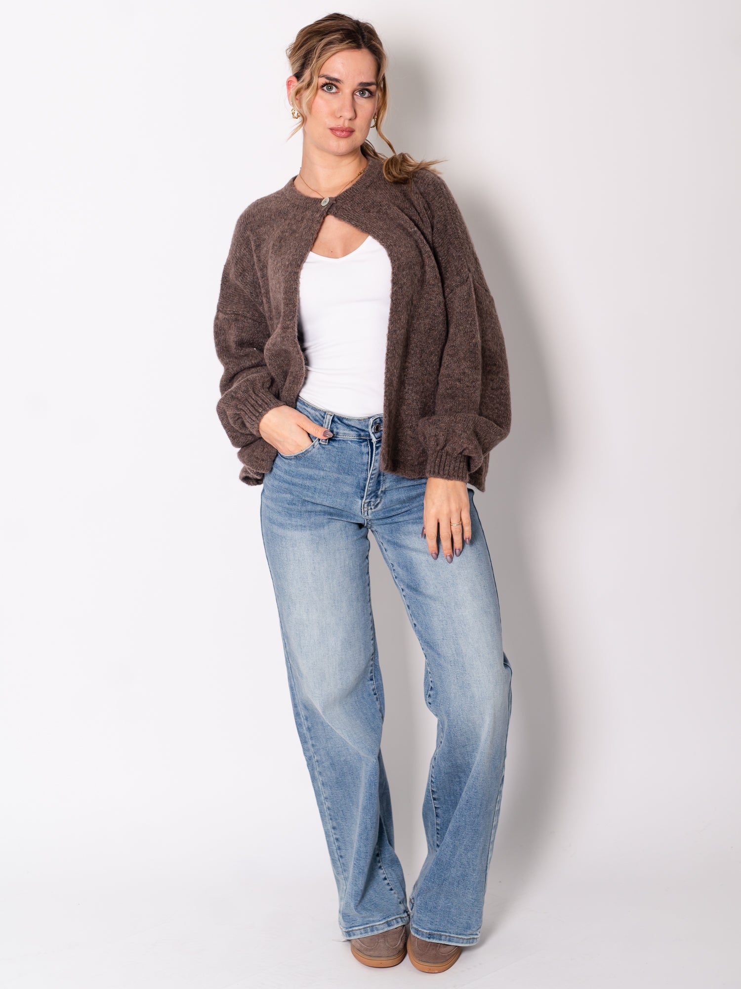 Simple Button Strickjacke - Coffee