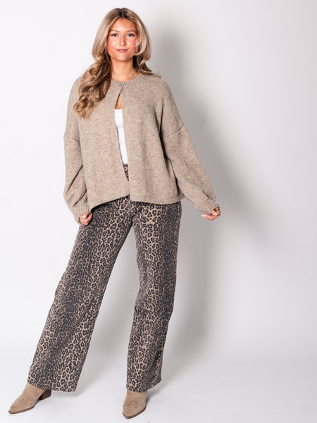 B-Ware 820. Simple Button Strickjacke - Taupe