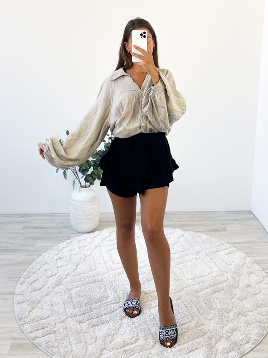 Ana Musselin Shorts - Schwarz